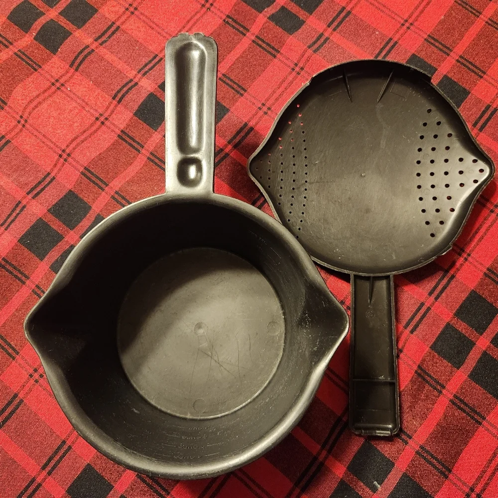 Pampered Chef Micro-Cooker, 2 Quart